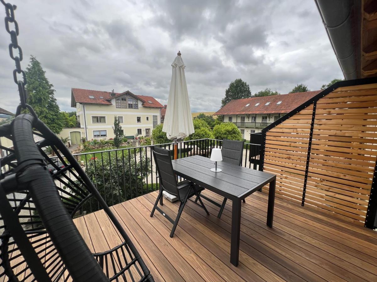 Gut Schwarz-N Hof Ferienwohnungen Bad Griesbach  Exterior foto